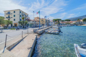La Fontana sul Lungomare di Campo Marina Di Campo